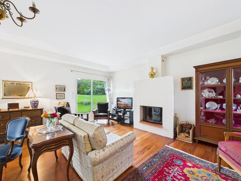 Maison - 179 m² - 6 pièces