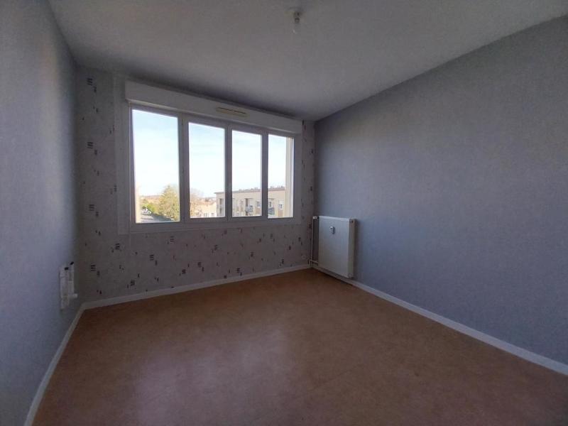 Appartement - 96 m² - 5 pièces