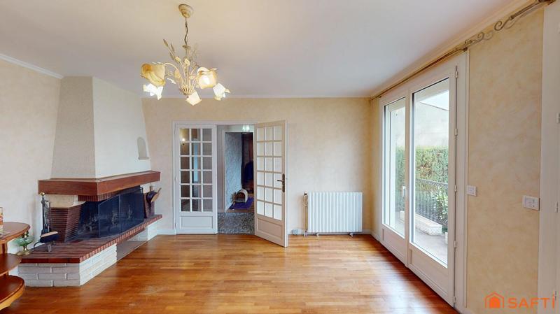 Maison - 96 m² - 5 pièces