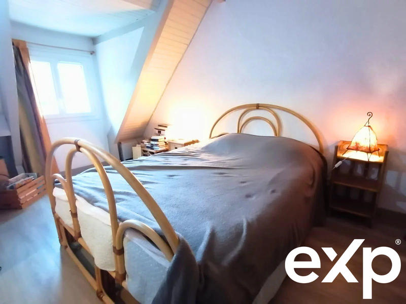 Maison traditionnelle - 112 m² - 6 pièces