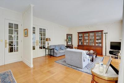 Appartement - 107 m² - 4 pièces