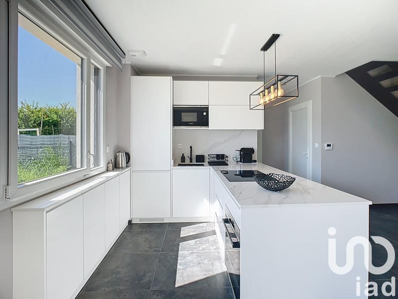 Maison - 101 m² - 5 pièces