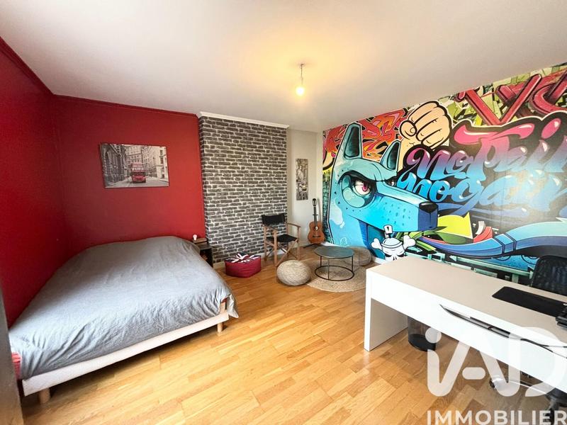 Maison - 170 m² - 8 pièces