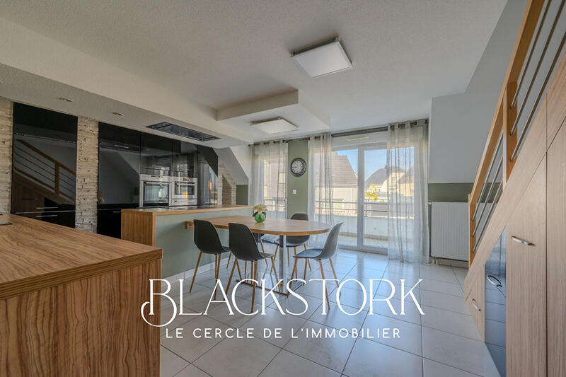 Appartement - 96 m² - 4 pièces