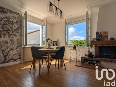 Maison de ville - 74 m² - 3 pièces