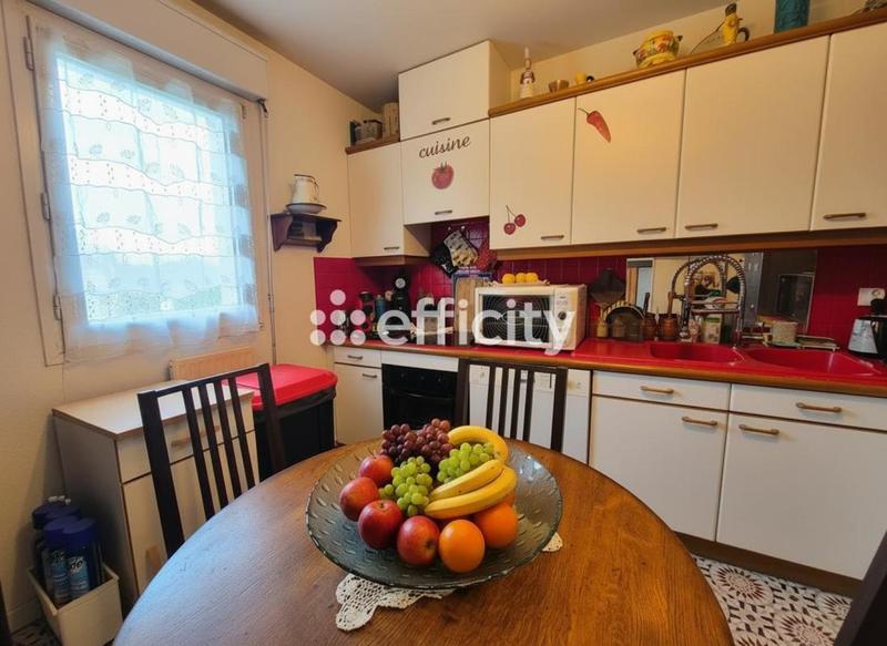 Appartement - 93 m² - 3 pièces