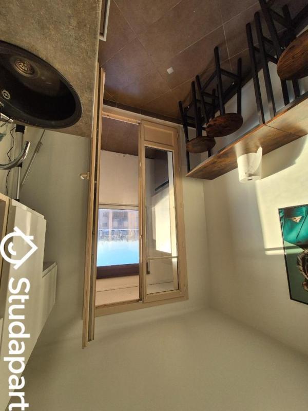 Chambre - 9 m² - 1 pièce