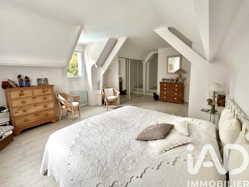 Maison - 168 m² - 5 pièces