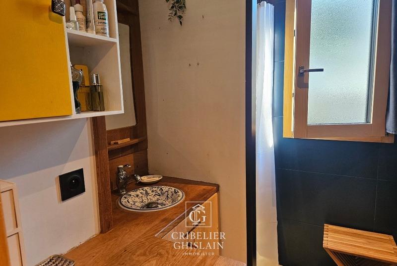 Péniche - 33 m² - 4 pièces