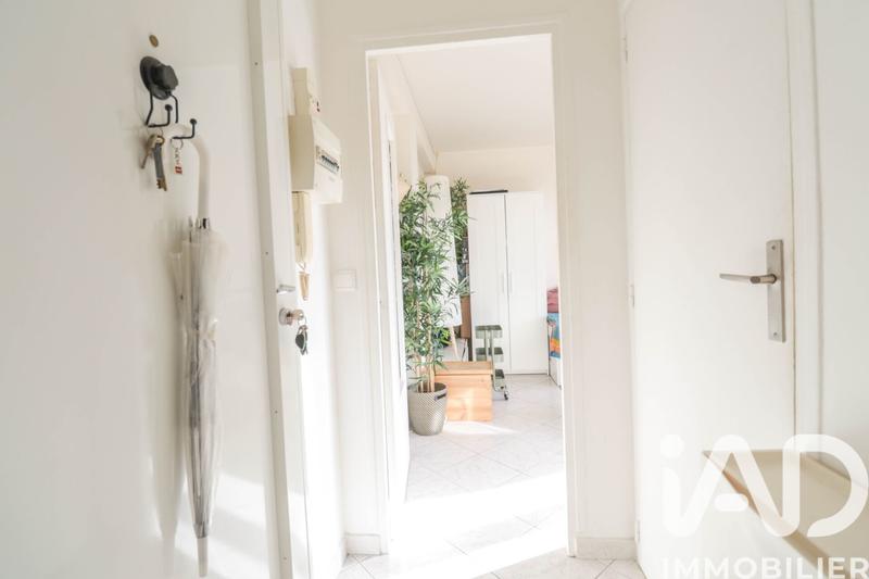 Studio - 27 m² - 1 pièce