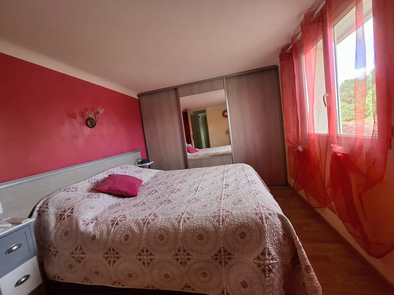 Maison - 95 m² - 6 pièces