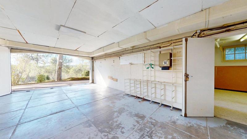 Villa - 248 m² - 9 pièces