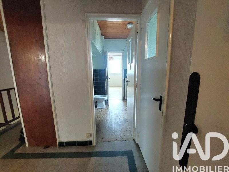 Maison - 99 m² - 5 pièces