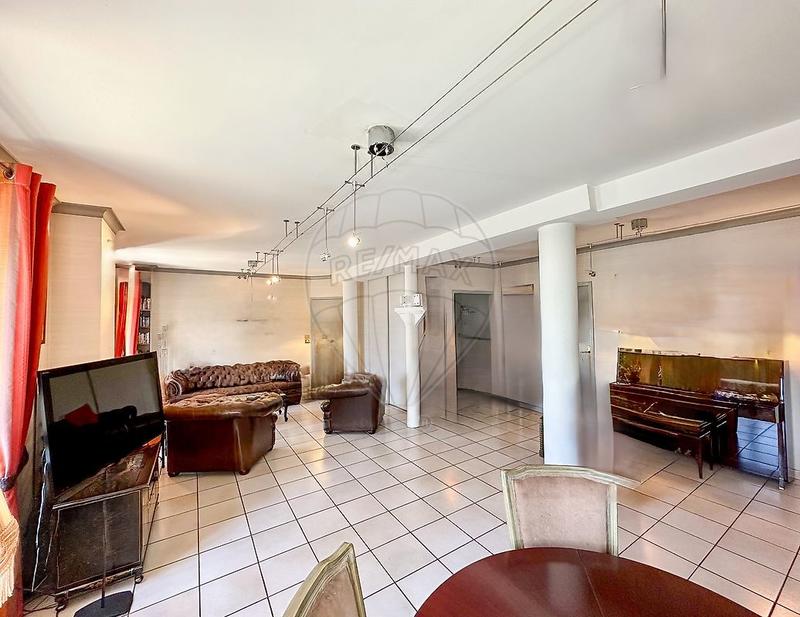 Appartement - 112 m² - 4 pièces