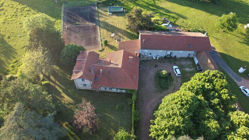 Maison - 450 m² - 10 pièces