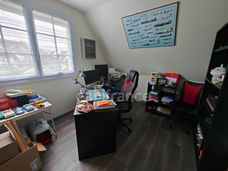 Maison - 121 m² - 5 pièces