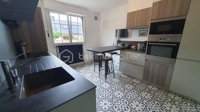 Maison - 139 m² - 7 pièces