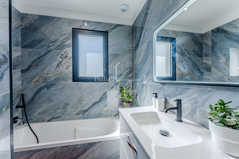 Maison - 145 m² - 5 pièces