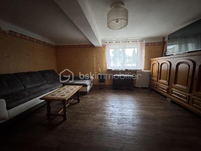 Maison - 230 m² - 11 pièces