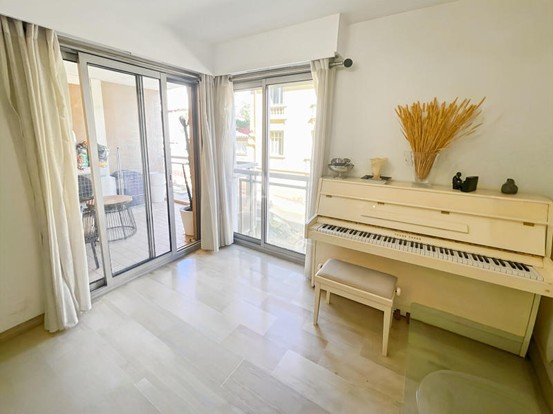 Appartement - 131 m² - 5 pièces