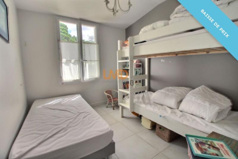 Propriété - 216 m² - 8 pièces