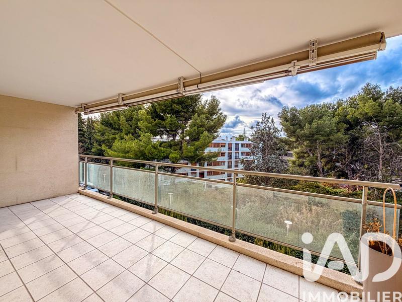 Appartement - 80 m² - 3 pièces