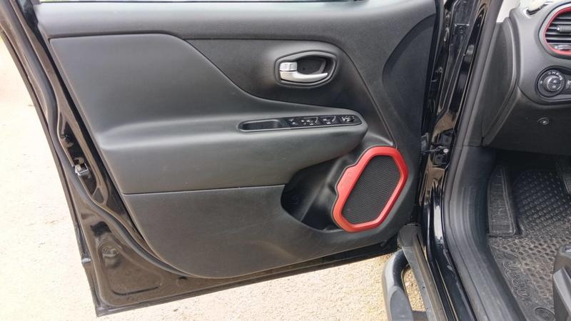 Jeep Renegade 1.3 Turbo T4 240 4xe At6 Trailhawk