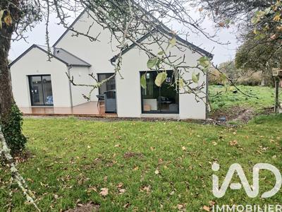 Maison - 143 m² - 6 pièces