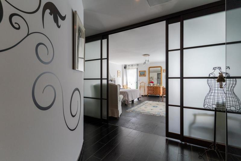 Maison - 450 m² - 9 pièces