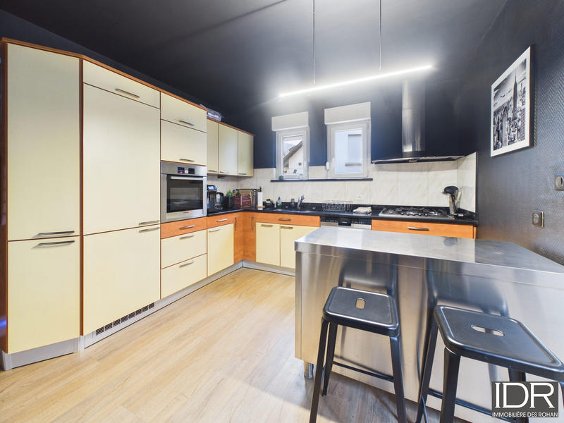 Maison - 190 m² - 7 pièces