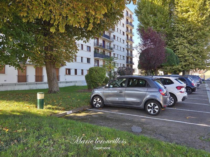 Appartement - 101 m² - 5 pièces