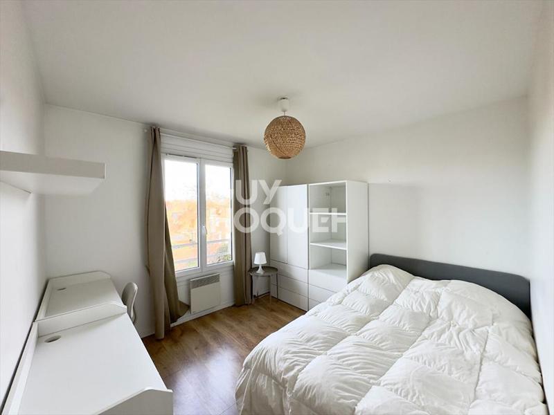 Appartement - 100 m² - 4 pièces