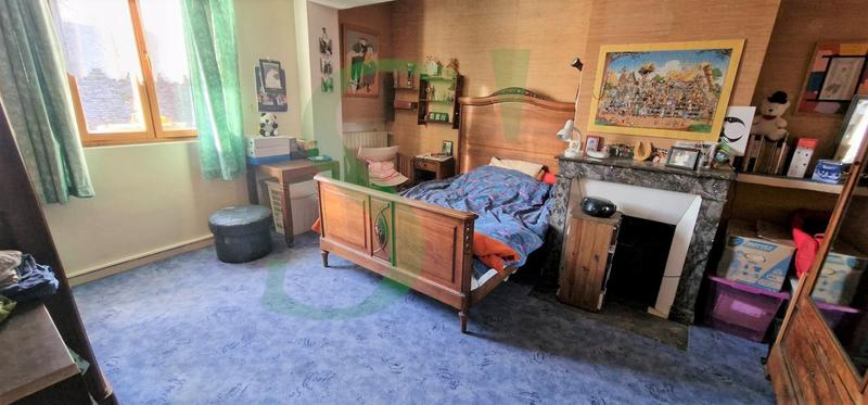 Corps de ferme - 262 m² - 8 pièces