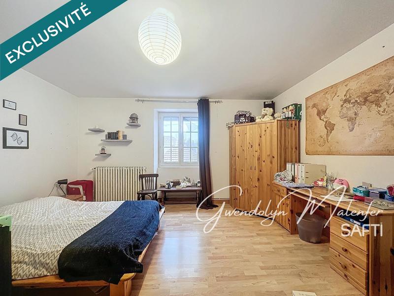 Maison - 225 m² - 8 pièces