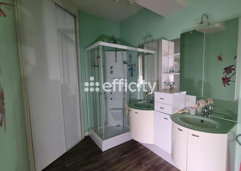 Maison - 160 m² - 6 pièces