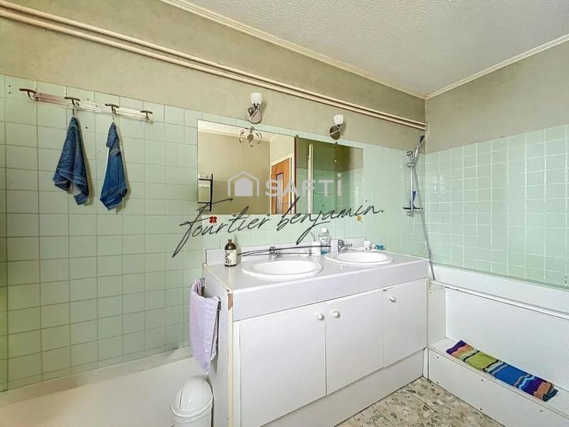 Maison - 157 m² - 5 pièces