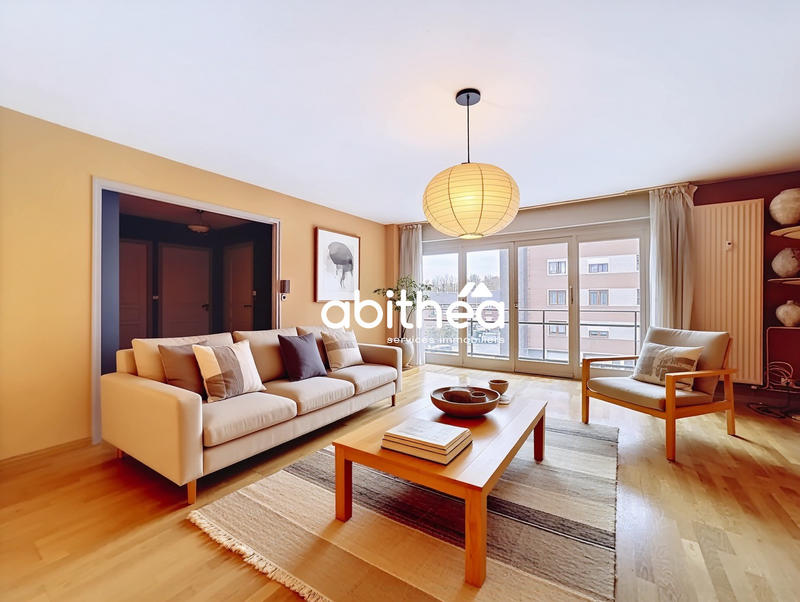 Appartement - 107 m² - 5 pièces