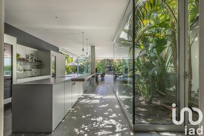 Maison de maîtres - 700 m² - 6 pièces