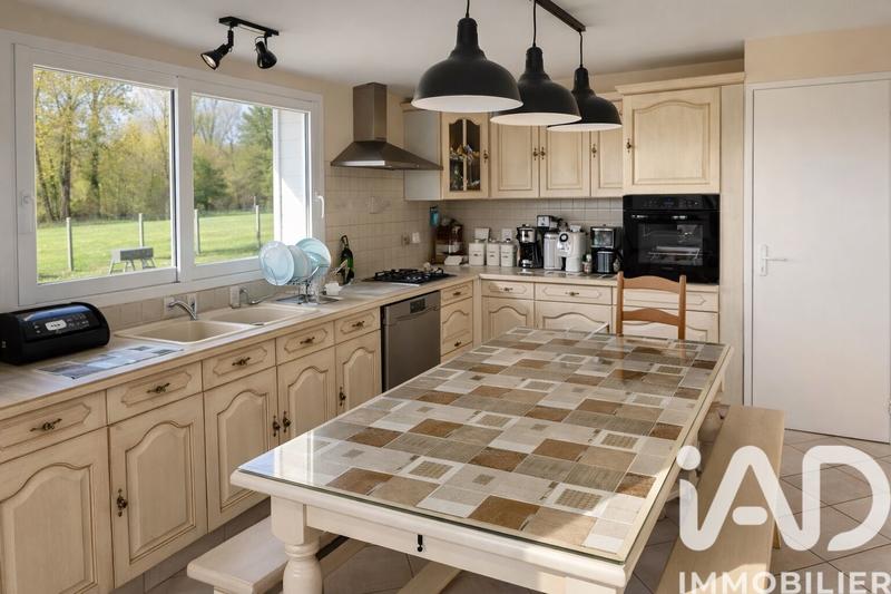 Maison - 96 m² - 4 pièces