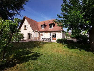 Villa - 183 m² - 6 pièces