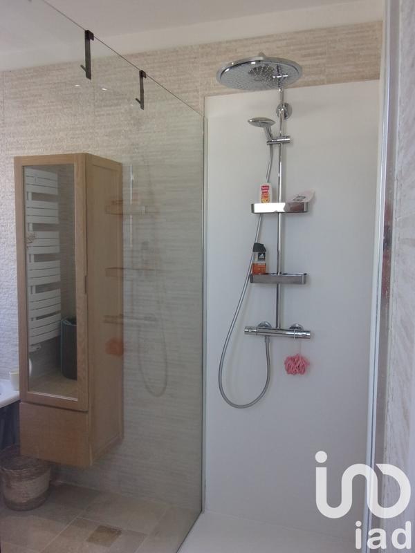 Maison - 221 m² - 9 pièces