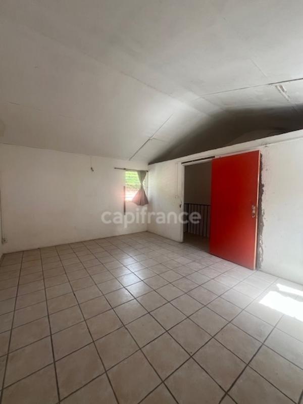 Maison - 94 m² - 3 pièces