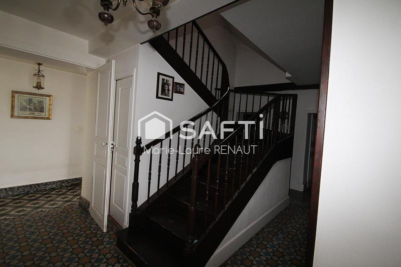 Maison de maîtres - 335 m² - 10 pièces