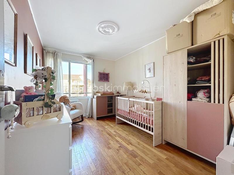 Appartement - 91 m² - 5 pièces