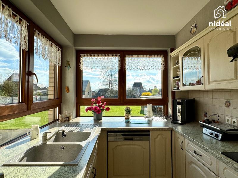 Maison - 185 m² - 8 pièces