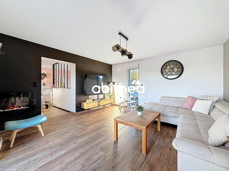 Maison - 171 m² - 8 pièces