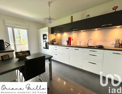 Appartement - 82 m² - 4 pièces