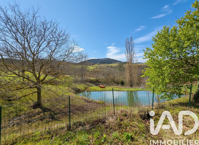 Maison - 98 m² - 4 pièces