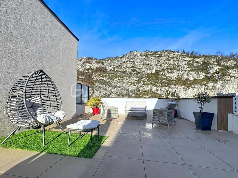 Appartement - 81 m² - 4 pièces