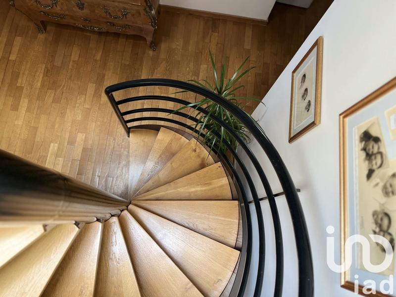 Appartement - 111 m² - 4 pièces